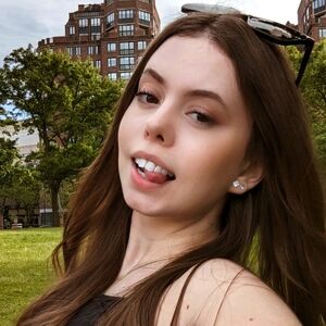 Meet your Posher, Maria eduarda